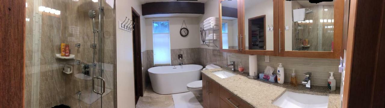 Villa Garden Bridge House Sechelt Esterno foto