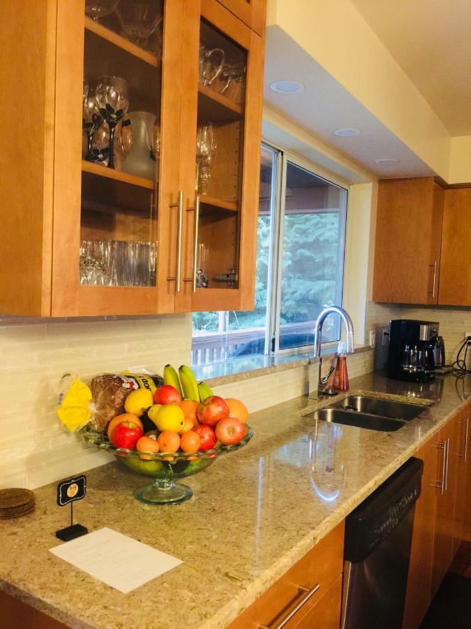 Villa Garden Bridge House Sechelt Esterno foto